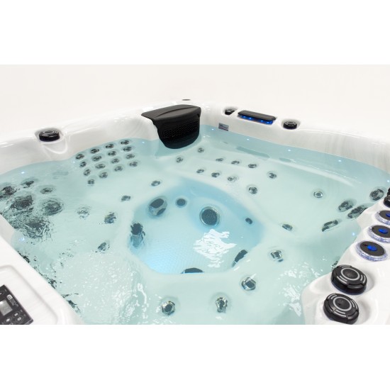 MASAŽNI BAZEN PLATINUM SPAS - PALMA-