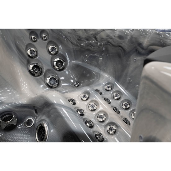 MASAŽNI BAZEN PLATINUM SPAS - REFRESH-