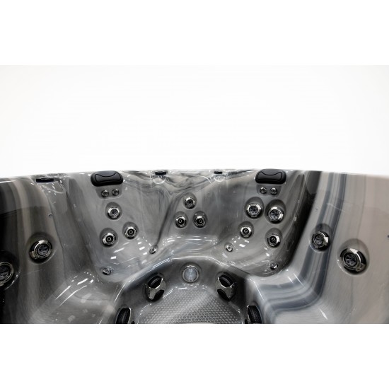 MASAŽNI BAZEN PLATINUM SPAS - REFRESH-