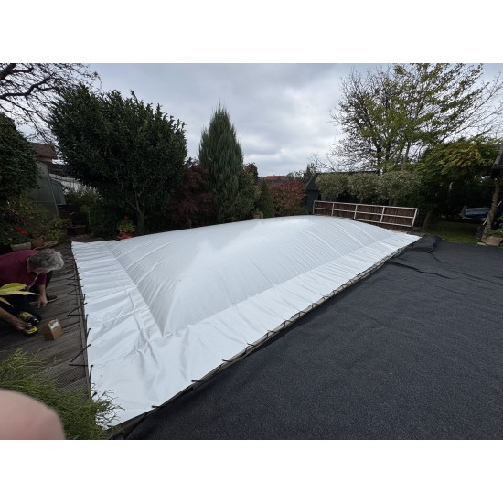 NAPIHLJIVO POKRIVALO ZA ZAŠČITO BAZENA